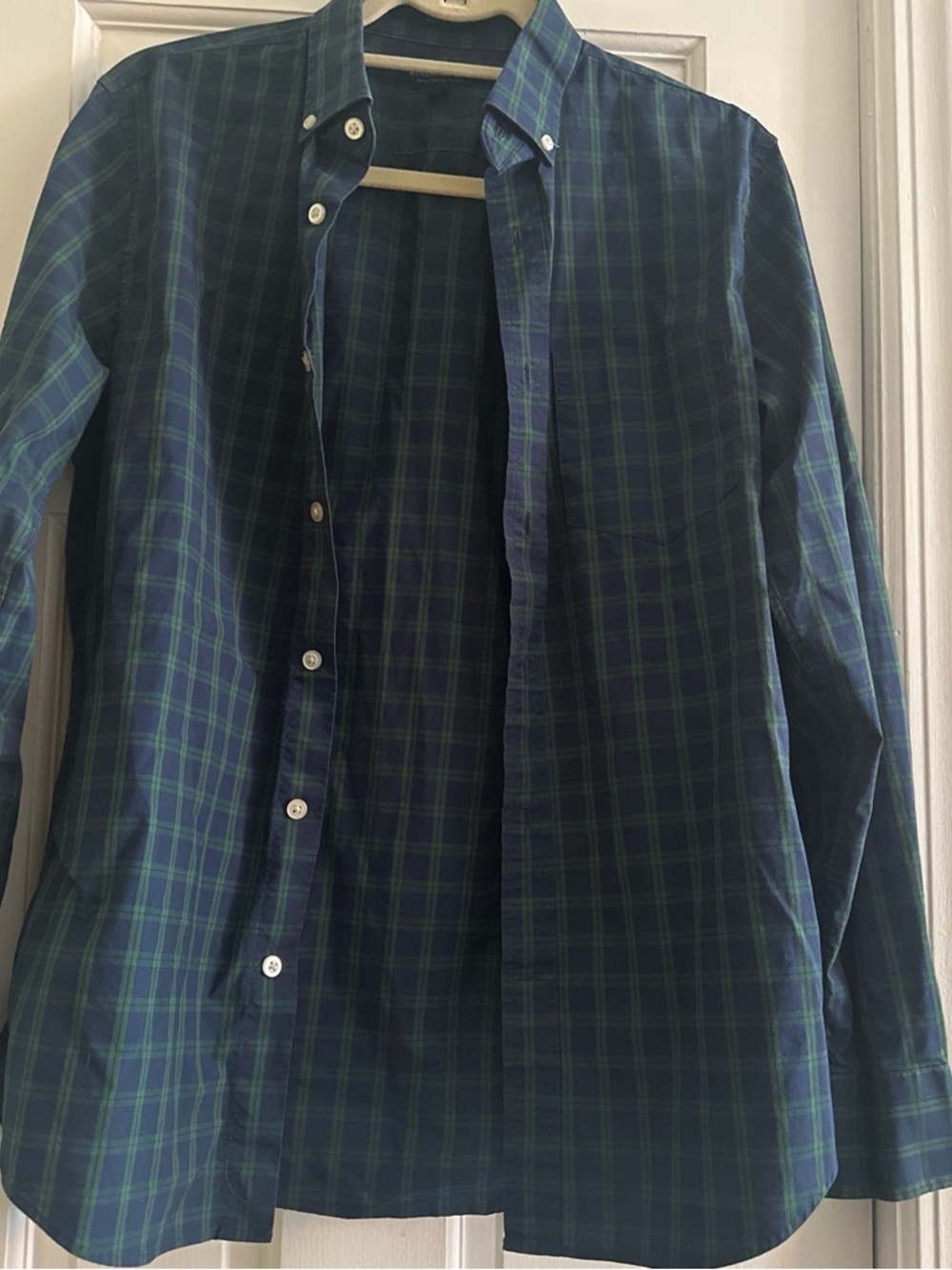 Banana Republic Blue and Green Plaid Button-Down Shirt